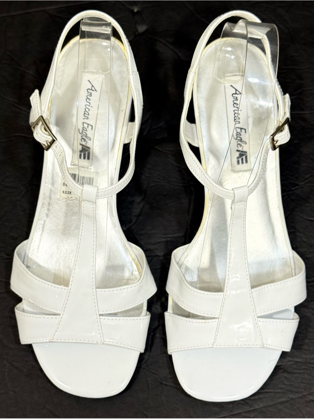 American Eagle Outfitters White T-Strap Block Heel Sandals Size 8.5 Dress Career